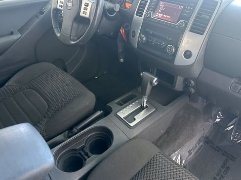 Used 2018 Nissan Frontier SV RWD image 15