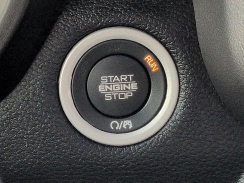 Used 2022 RAM 1500 Big Horn AWD/4WD image 26
