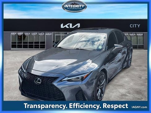 Used 2022 Lexus IS 350 F Sport w/ Memory Package image 4