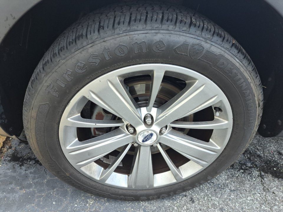 Used 2018 Ford Explorer Limited AWD/4WD image 25