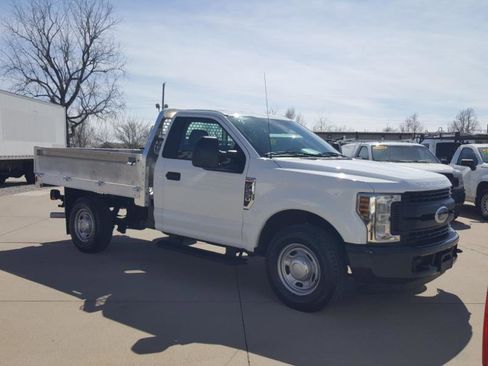 Used 2019 Ford F250 XL image 5