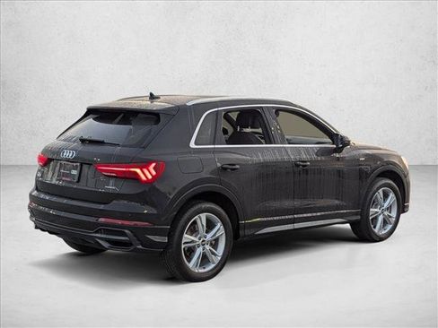 Certified 2022 Audi Q3 2.0T Premium Plus AWD/4WD image 5