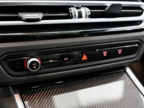 Used 2024 BMW M2 w/ Lighting Package image 20