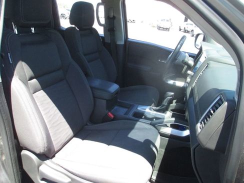 Used 2022 Nissan Frontier SV AWD/4WD image 20