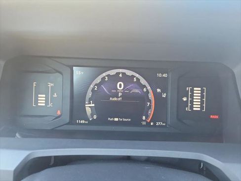 Certified 2025 Toyota Tacoma SR5 image 33