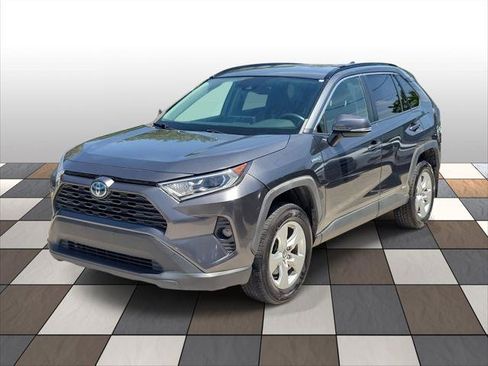 Used 2020 Toyota RAV4 XLE w/ All Weather Liner Package AWD/4WD image 1