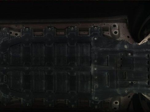 Used 2019 Chevrolet Bolt Premier w/ Infotainment Package image 13