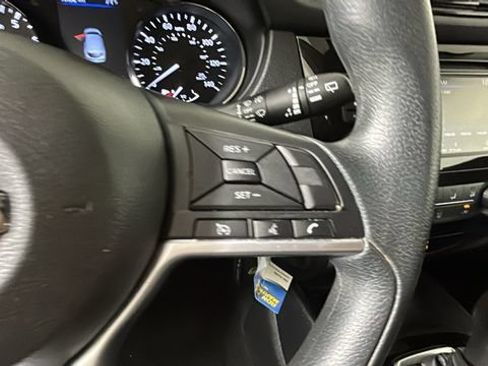 Used 2022 Nissan Rogue Sport S AWD/4WD image 17