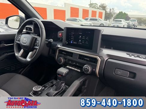 Used 2026 Toyota Tacoma TRD Off-Road AWD/4WD image 36
