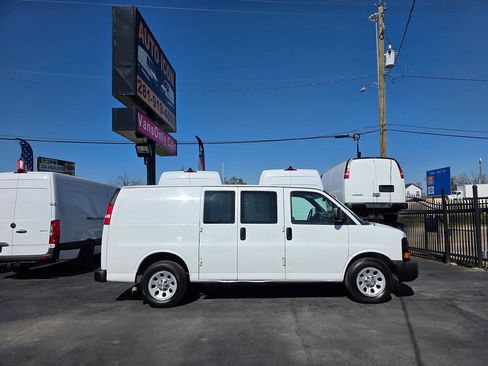 Used 2013 Chevrolet Express 1500 1500 3dr Cargo Van image 3
