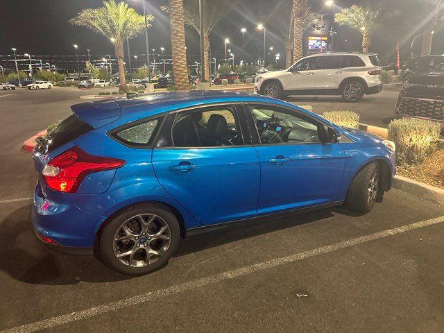 Used 2014 Ford Focus SE w/ Equipment Group 201A FWD image 3