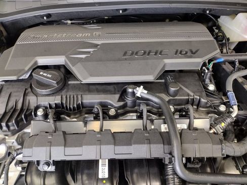 Used 2025 Hyundai Elantra Sport FWD image 7