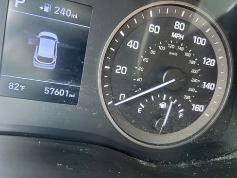 Used 2020 Hyundai Tucson SE AWD/4WD image 3