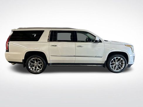 Used 2019 Cadillac Escalade ESV Premium Luxury AWD/4WD image 7