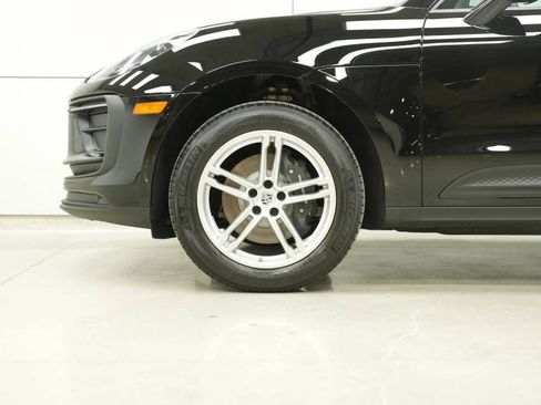 New 2026 Porsche Macan AWD/4WD image 39
