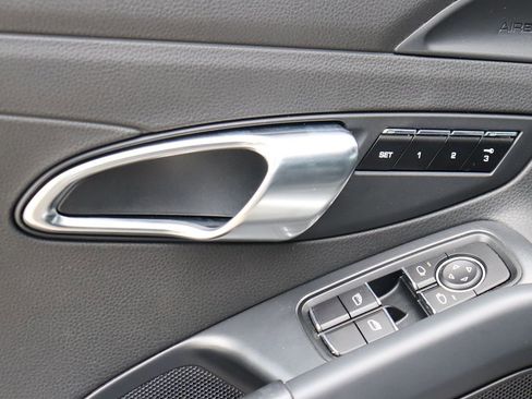 Used 2013 Porsche Boxster image 39