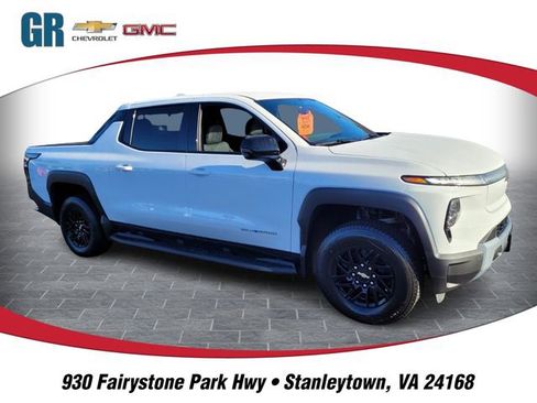 New 2025 Chevrolet Silverado EV LT image 1