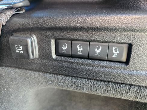 Used 2022 Jeep Grand Cherokee L Overland image 16