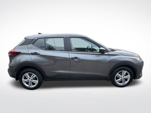 Used 2024 Nissan Kicks S FWD image 2