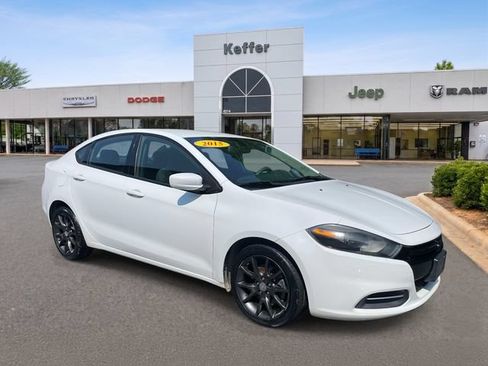 Used 2015 Dodge Dart SE w/ Convenience Group FWD image 2