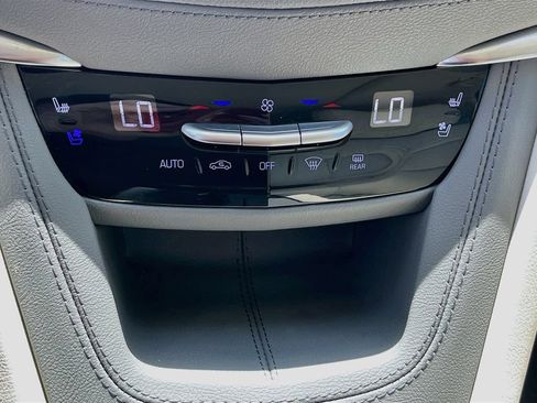 Used 2025 Cadillac XT5 Premium Luxury w/ LPO, Floor Liner Package FWD image 16