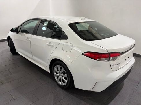 Used 2024 Toyota Corolla LE FWD image 3