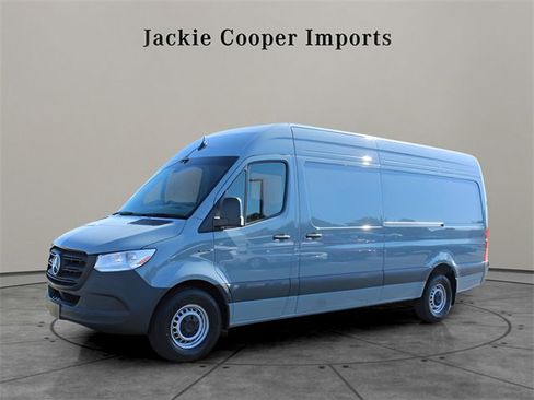 New 2024 Mercedes-Benz eSprinter 170 Cargo image 1