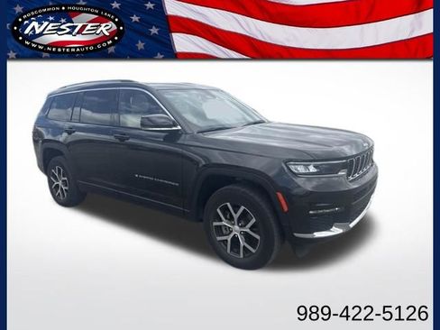 Used 2023 Jeep Grand Cherokee L Limited AWD/4WD image 1