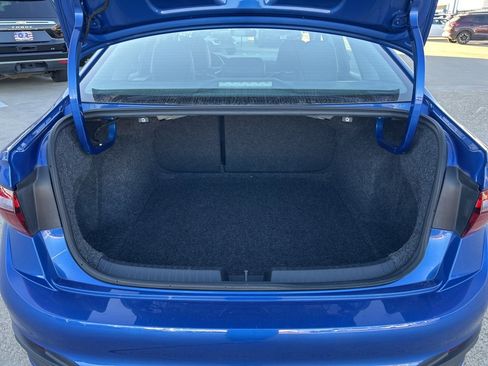 Used 2024 Volkswagen Jetta SE image 7