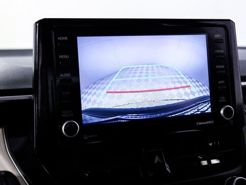 Used 2022 Toyota Corolla LE image 17