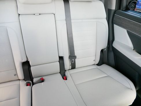 Used 2024 Hyundai Santa Fe Limited image 14