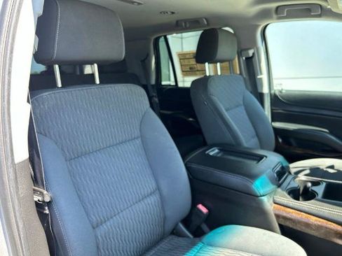 Used 2019 Chevrolet Tahoe LS RWD image 30