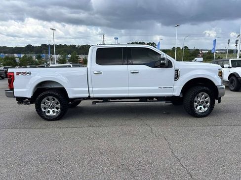 Used 2019 Ford F250 Lariat w/ Lariat Ultimate Package AWD/4WD image 2