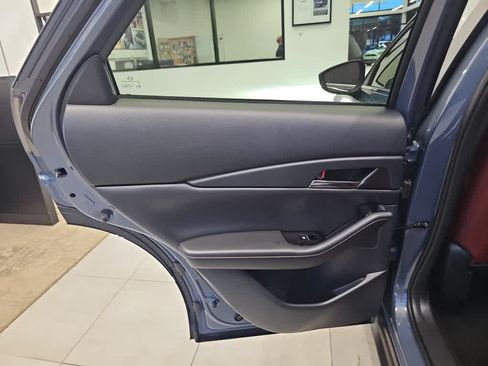Used 2023 MAZDA CX-30 AWD 2.5 S w/ Preferred Package image 17