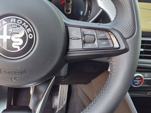New 2025 Alfa Romeo Giulia w/ Driving Assist Package RWD image 16
