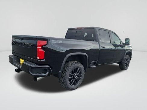 New 2026 Chevrolet Silverado 2500 LT w/ Trail Boss Package image 6
