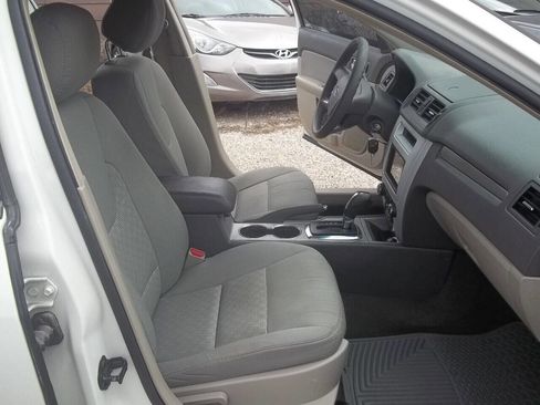Used 2012 Ford Fusion SE image 7