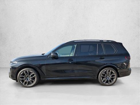 Used 2024 BMW X7 M60i w/ Executive Package image 8