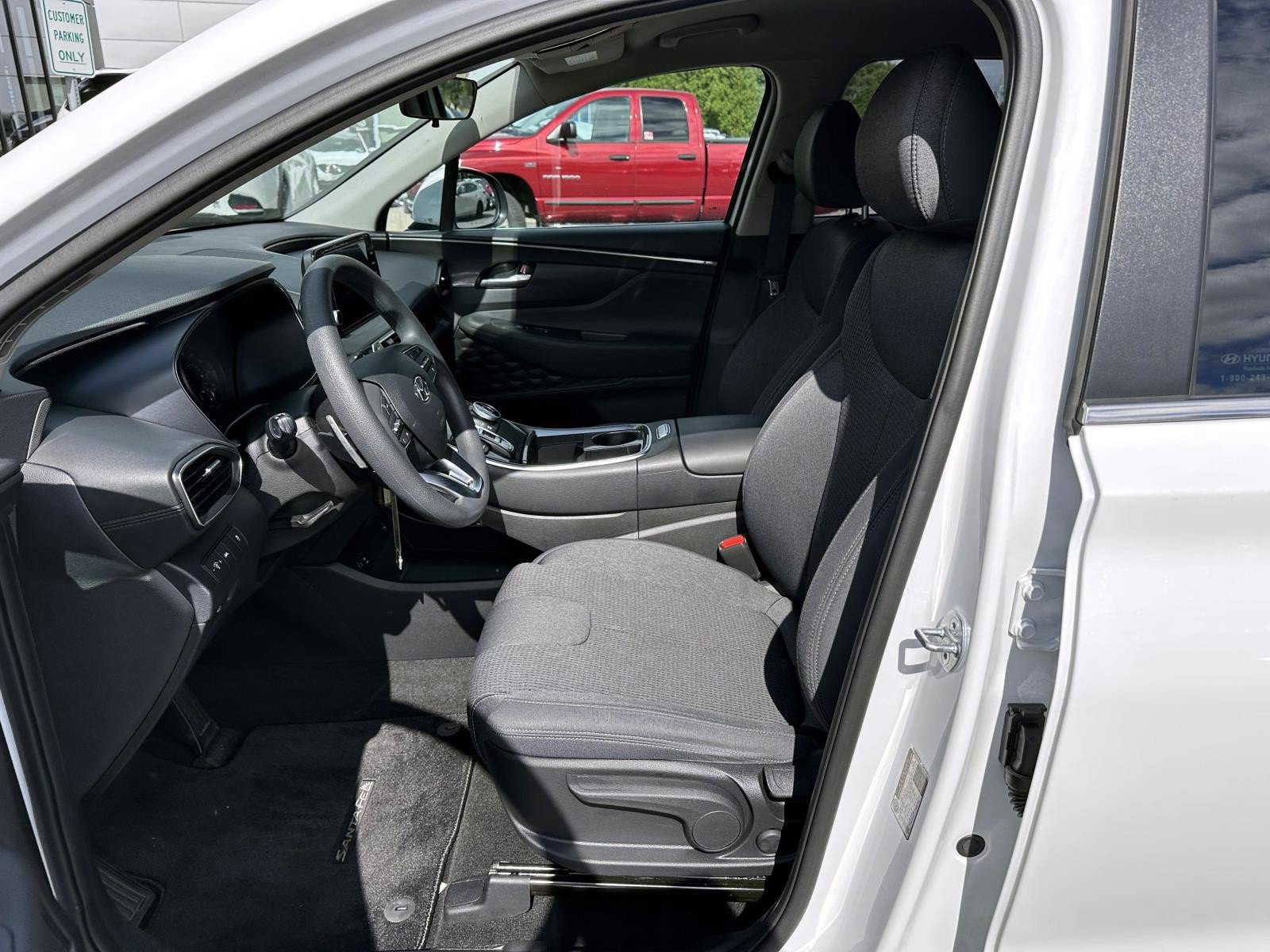 Used 2023 Hyundai Santa Fe SE AWD/4WD image 11