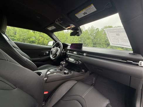 Used 2024 Toyota Supra RWD image 33