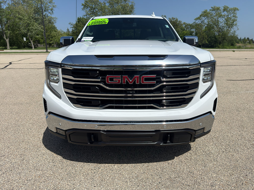 Used 2024 GMC Sierra 1500 SLT w/ SLT Premium Plus Package AWD/4WD image 7
