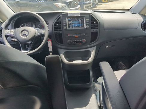 Used 2023 Mercedes-Benz Metris Passenger image 12