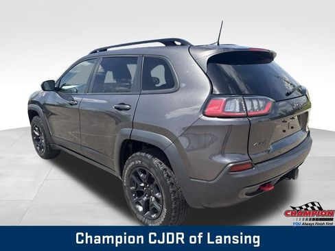 Used 2022 Jeep Cherokee Trailhawk w/ Trailer Tow Group AWD/4WD image 3