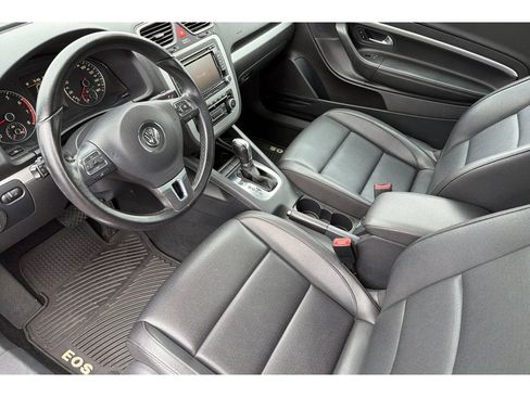 Used 2012 Volkswagen Eos Komfort image 12