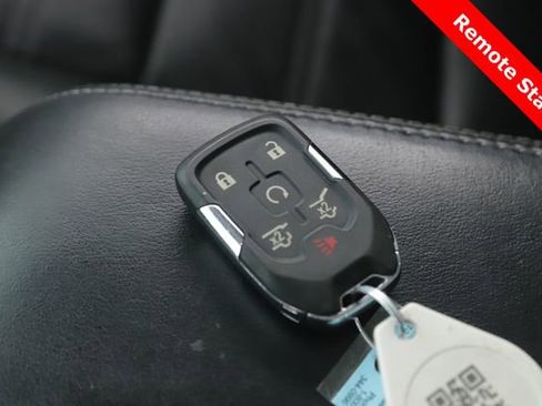 Used 2018 GMC Yukon Denali w/ Denali Ultimate Package AWD/4WD image 3