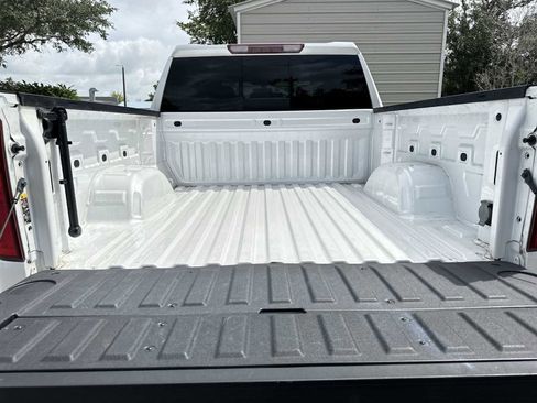 Certified 2022 Chevrolet Silverado 1500 RST w/ Convenience Package II AWD/4WD image 25