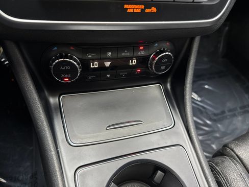 Used 2018 Mercedes-Benz CLA 250 image 30