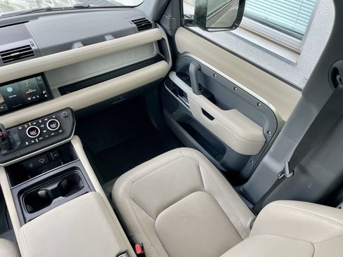 Used 2024 Land Rover Defender 110 S AWD/4WD image 18