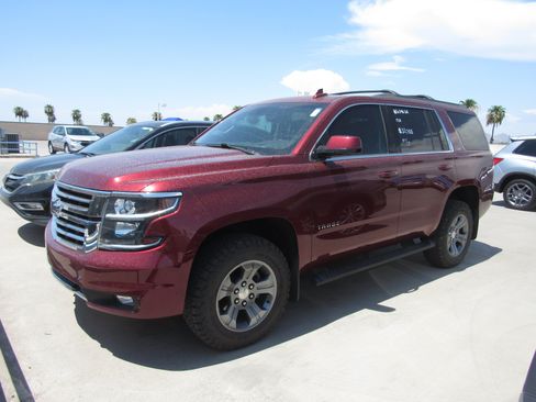 Used 2018 Chevrolet Tahoe LT w/ Luxury Package AWD/4WD image 1
