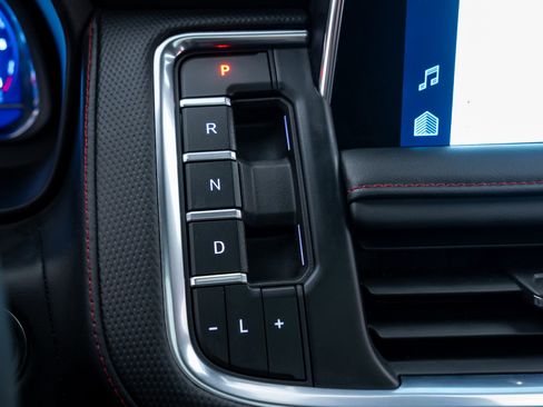 Used 2023 Chevrolet Tahoe RST w/ Luxury Package image 27